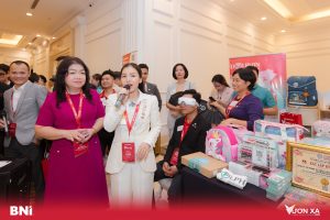 Tâm điểm trải nghiệm – DOLPHIN mang ‘góc học tập thông minh’ đến Hội nghị Đỉnh cao BNI 2025