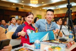Trải nghiệm đến niềm tin – Sau 2 năm sử dụng đèn học DOLPHIN